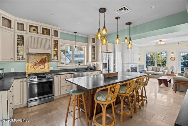 683 Lake Avenue, Bay Head, NJ 08742