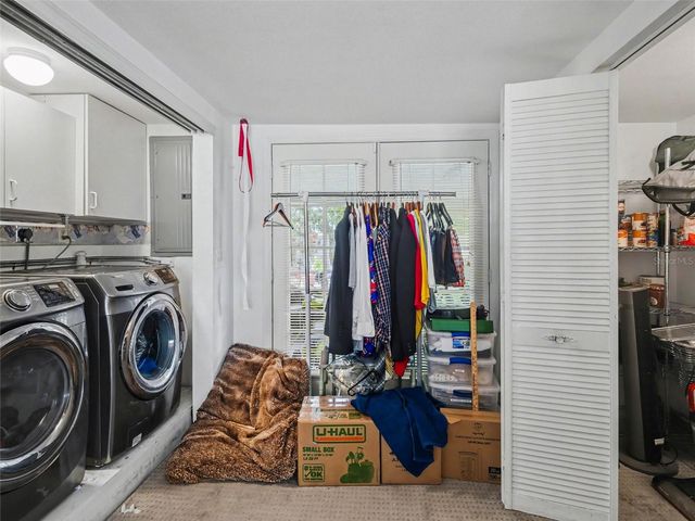 4304 MIDLAND ROAD, Sarasota, FL 34231