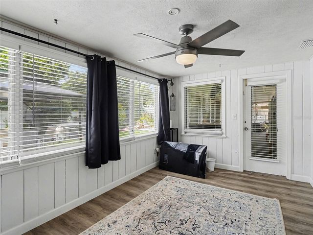 4304 MIDLAND ROAD, Sarasota, FL 34231