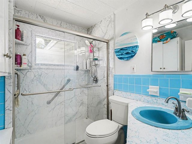 4304 MIDLAND ROAD, Sarasota, FL 34231