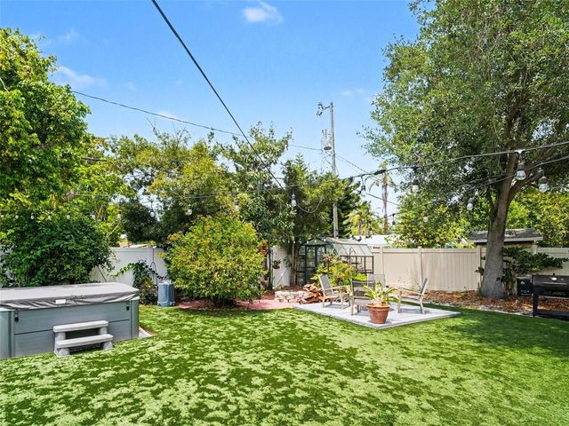 4304 MIDLAND ROAD, Sarasota, FL 34231