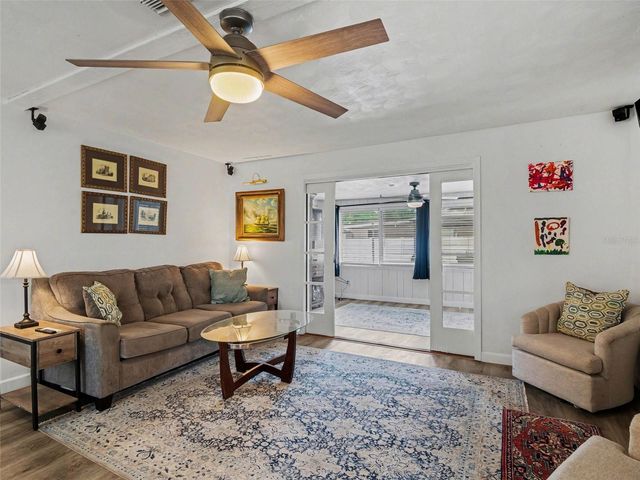 4304 MIDLAND ROAD, Sarasota, FL 34231