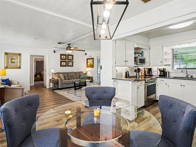 4304 MIDLAND ROAD, Sarasota, FL 34231