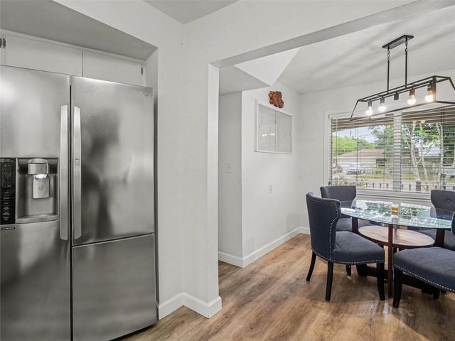 4304 MIDLAND ROAD, Sarasota, FL 34231