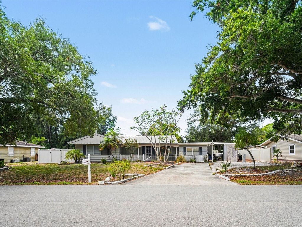 4304 MIDLAND ROAD, Sarasota, FL 34231