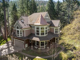 9530 S Fork Little Butte Creek Road, Eagle Point, OR 97524