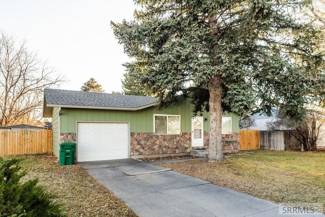 4150 Greenwillow Lane, Idaho Falls, ID 83406