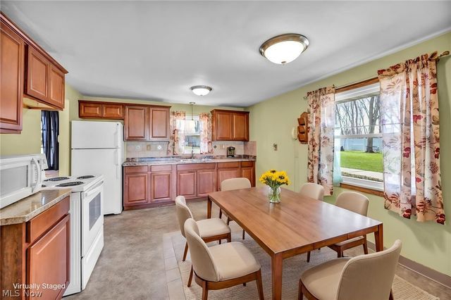 38592 Courtland Drive, Willoughby, OH 44094