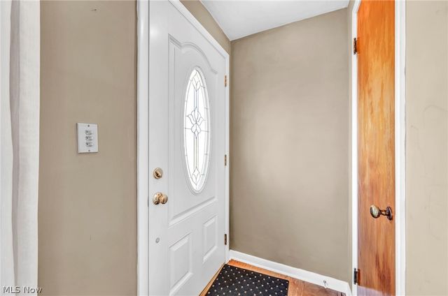 38592 Courtland Drive, Willoughby, OH 44094