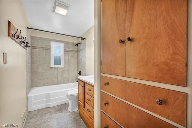 38592 Courtland Drive, Willoughby, OH 44094