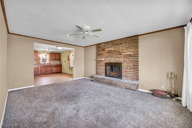 38592 Courtland Drive, Willoughby, OH 44094