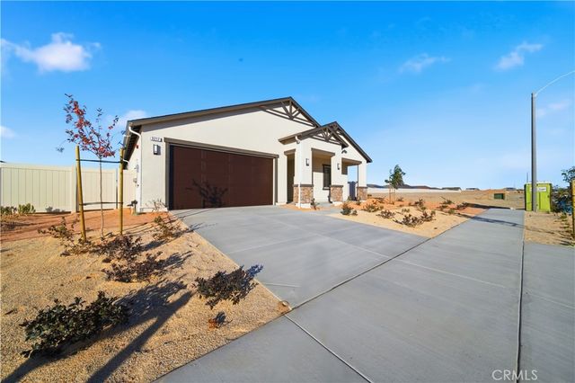 3248 E Avenue J-3, Lancaster, CA 93535