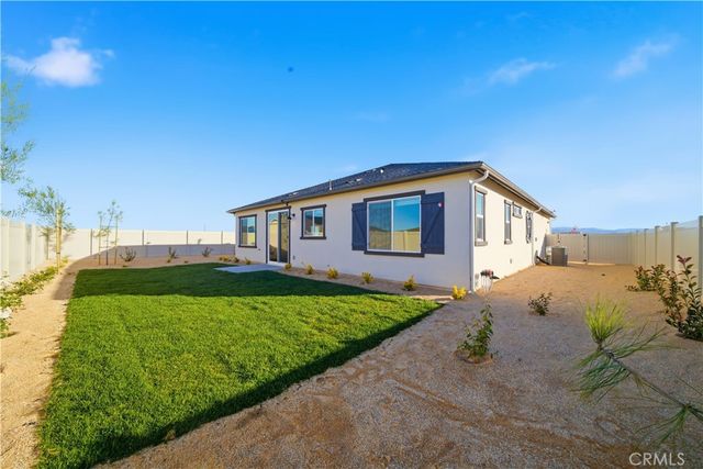 3248 E Avenue J-3, Lancaster, CA 93535