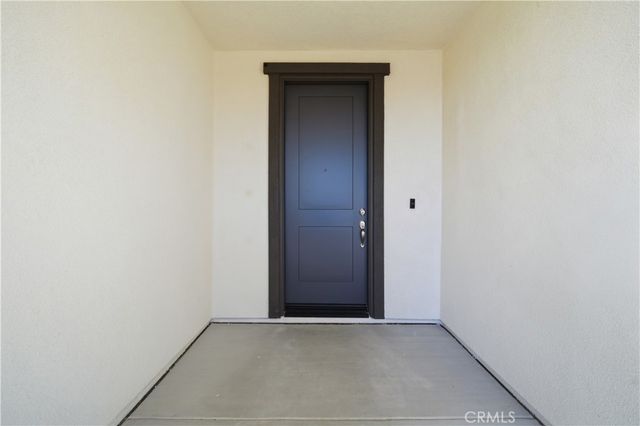 3248 E Avenue J-3, Lancaster, CA 93535