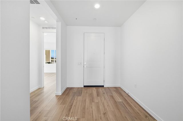 3248 E Avenue J-3, Lancaster, CA 93535