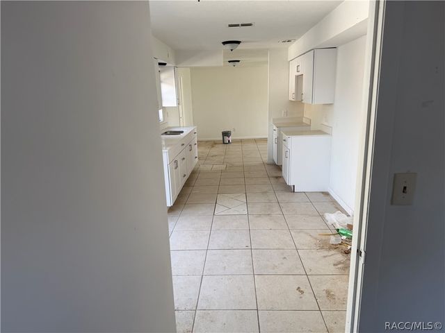 229 W Casurina Place, Beverly Hills, FL 34465