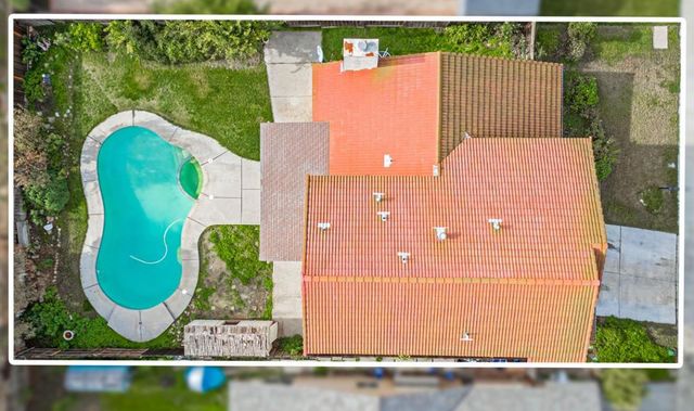 1542 Corgiat Dr, Newman, CA 95360