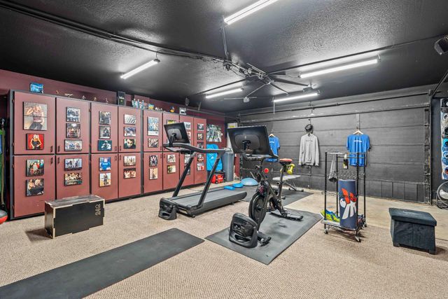 1542 Corgiat Dr, Newman, CA 95360