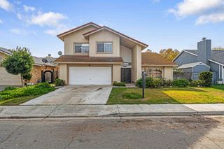 1542 Corgiat Dr, Newman, CA 95360