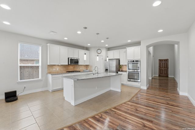 2754 Ridge Heights, New Braunfels, TX 78130