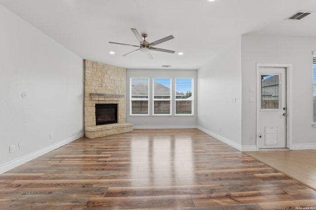 2754 Ridge Heights, New Braunfels, TX 78130
