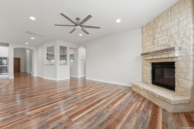 2754 Ridge Heights, New Braunfels, TX 78130