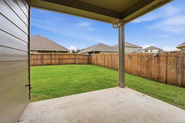 2754 Ridge Heights, New Braunfels, TX 78130