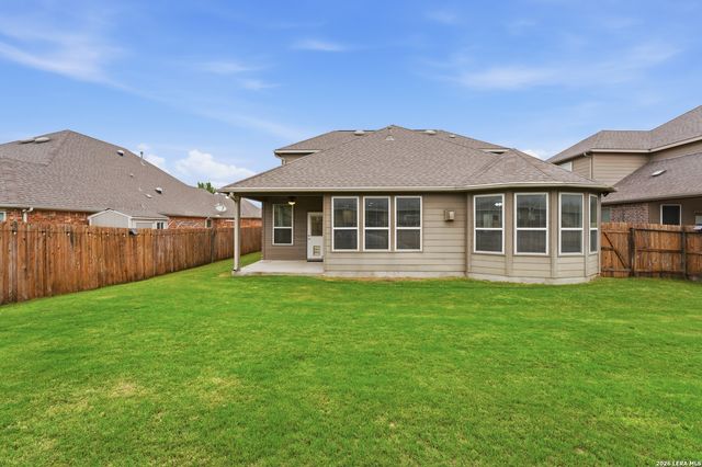 2754 Ridge Heights, New Braunfels, TX 78130