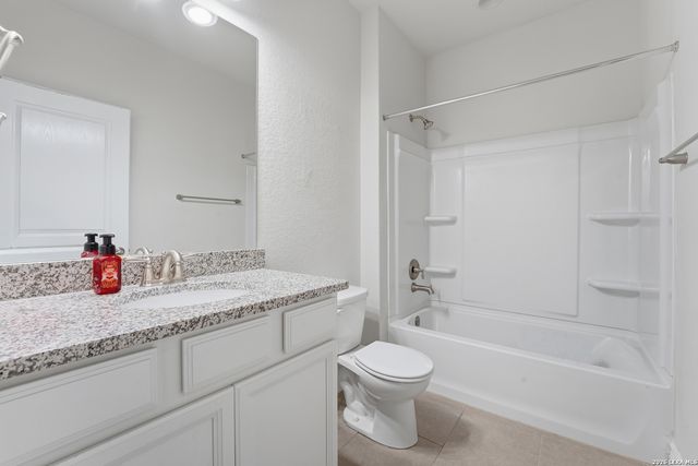 2754 Ridge Heights, New Braunfels, TX 78130