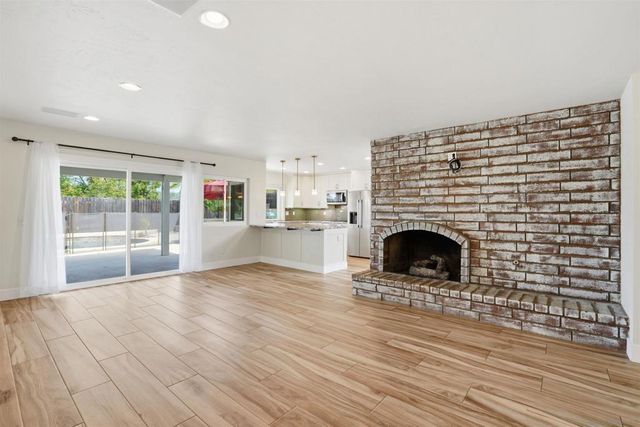 3022 Azahar Court, Carlsbad, CA 92009