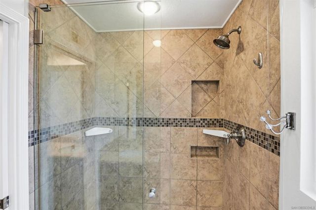 3022 Azahar Court, Carlsbad, CA 92009