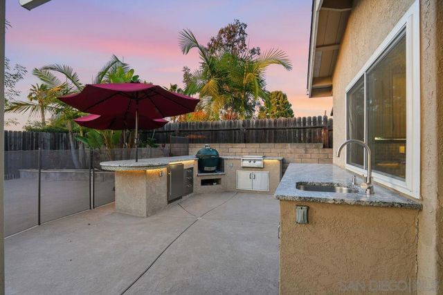 3022 Azahar Court, Carlsbad, CA 92009