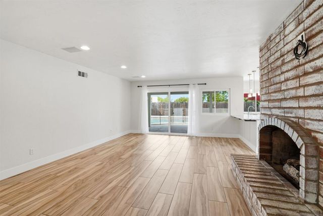 3022 Azahar Court, Carlsbad, CA 92009