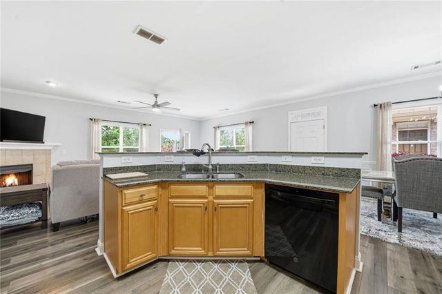 805 Pleasant Hill Road NW 262, Lilburn, GA 30047