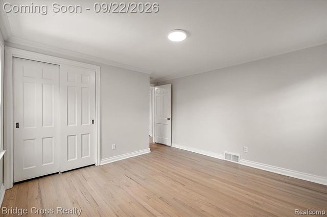 330 N Cranbrook Cross Road, Bloomfield Hills, MI 48301