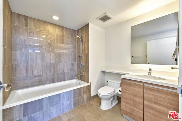 3785 Wilshire Boulevard 2008, Los Angeles, CA 90010