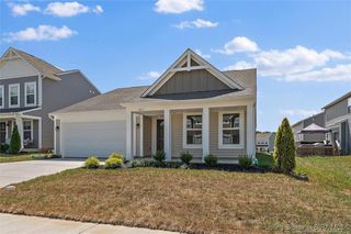 8211 Crescent Cove, Charlestown, IN 47111