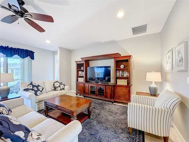 362 VIA TORRENTE DRIVE, Kissimmee, FL 34759