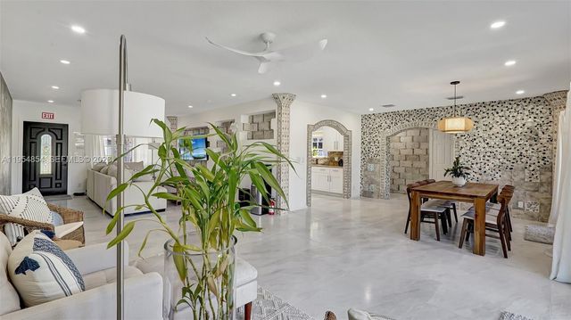 1311 Pierce Street, Hollywood, FL 33019