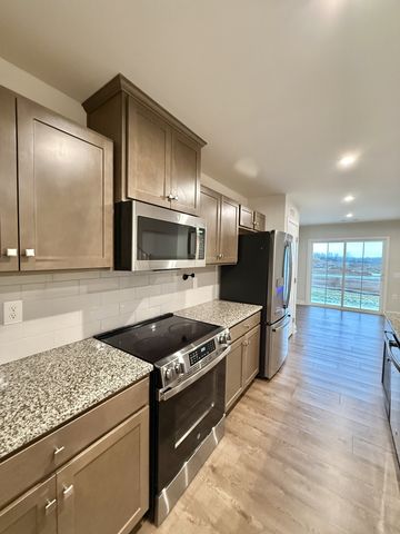 1832 Goldsberry St, Columbia, TN 38401