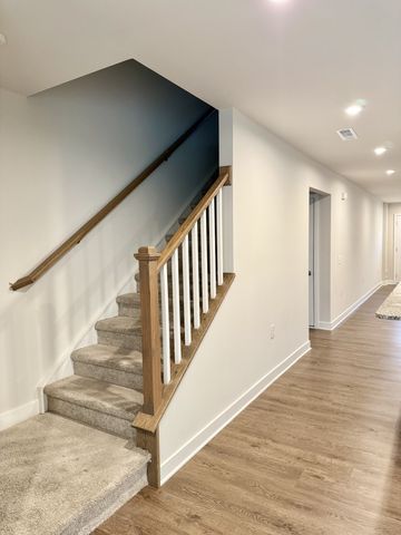 1832 Goldsberry St, Columbia, TN 38401