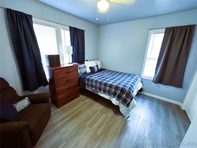 1134 S Russell Street, Skiatook, OK 74070