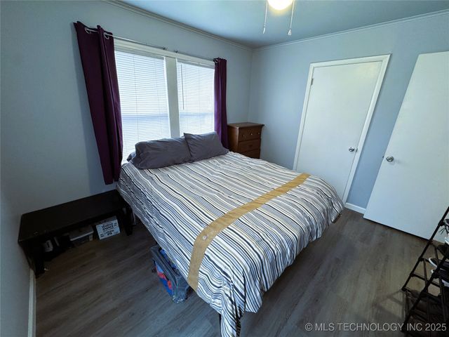 1134 S Russell Street, Skiatook, OK 74070