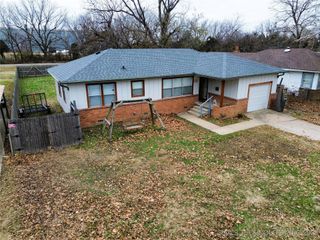 1134 S Russell Street, Skiatook, OK 74070