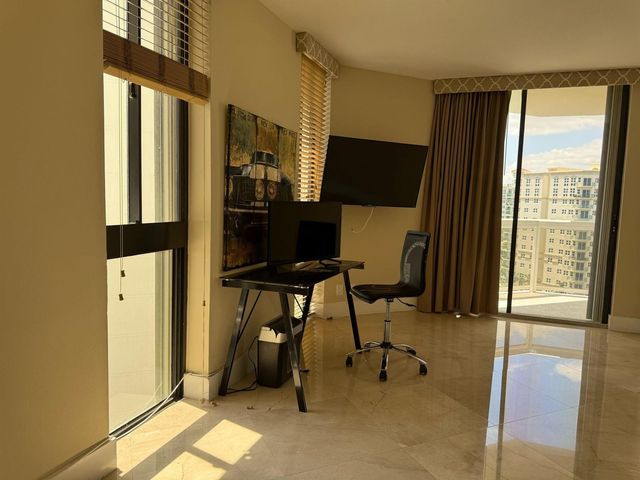 20185 E Country Club Drive 1202, Aventura, FL 33180