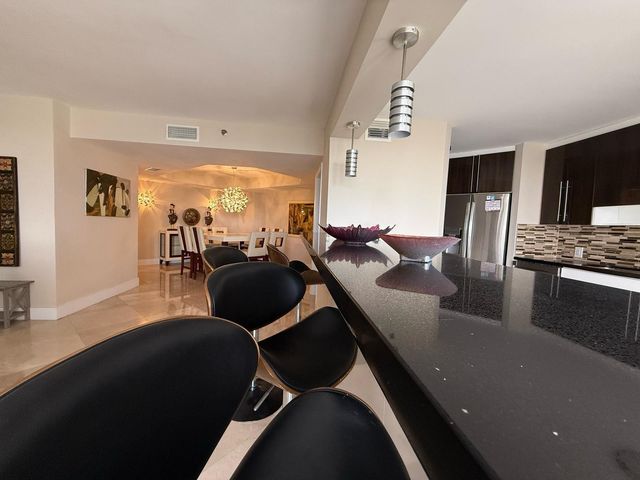 20185 E Country Club Drive 1202, Aventura, FL 33180