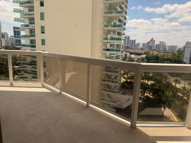 20185 E Country Club Drive 1202, Aventura, FL 33180