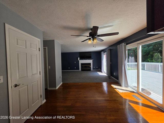 301 Windy Rush Lane, Dewitt, MI 48820