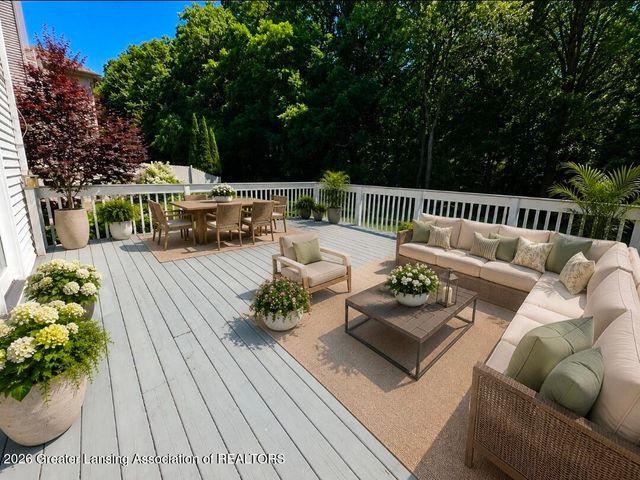 301 Windy Rush Lane, Dewitt, MI 48820