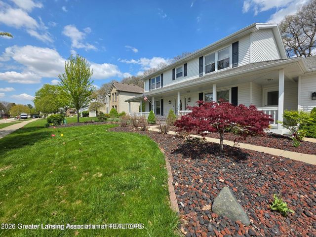 301 Windy Rush Lane, Dewitt, MI 48820